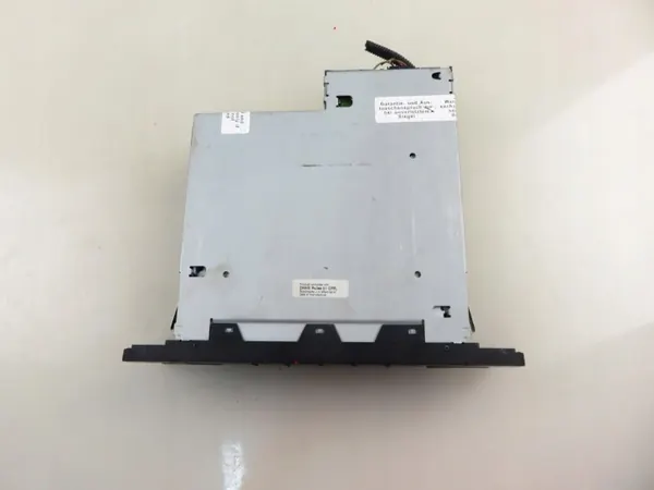 Changer CD Audi d'occasion OEM 4L0910111A image 4
