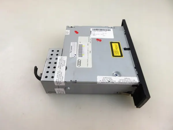 Changer CD Audi d'occasion OEM 4L0910111A image 7