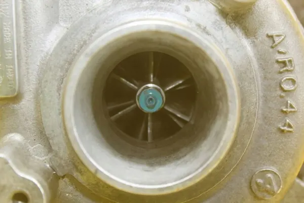 Turbocompressor OEM 9686120680 para Mazda 3 II 1.6D image 8