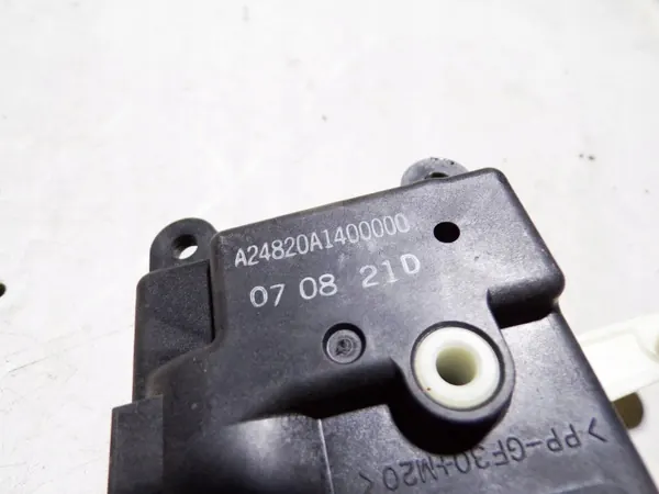 Nissan OE Klepmotor OEM A24820A1400000 - Gebruikt image 3