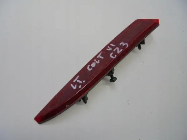 Refletor traseiro esquerdo do para-choque Mitsubishi Colt VI CZ3 image 1