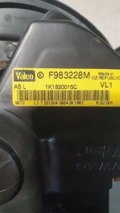 Lämmitysydin OEM 1K1820015C Audi A3 Sportback 2.0L image 4