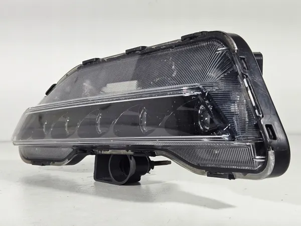 Vasen etuvalo OEM 92201-3Z5 Hyundai i40:lle image 3