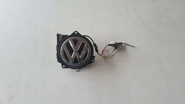 Audi OE 5G0827469F image 1