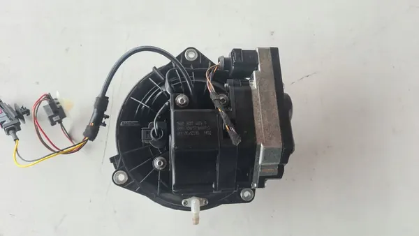 Audi OE 5G0827469F image 3