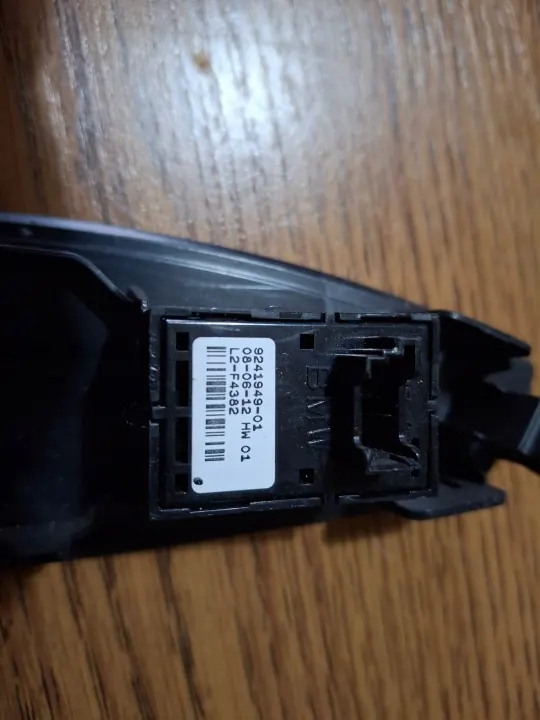 Cendrier BMW OEM 9116338 pour Série 7 2012 image 5