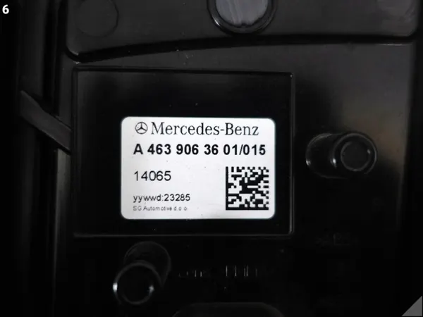 OEM 67497792 Clignotant Aile Droite Avant Mercedes G-Class image 7
