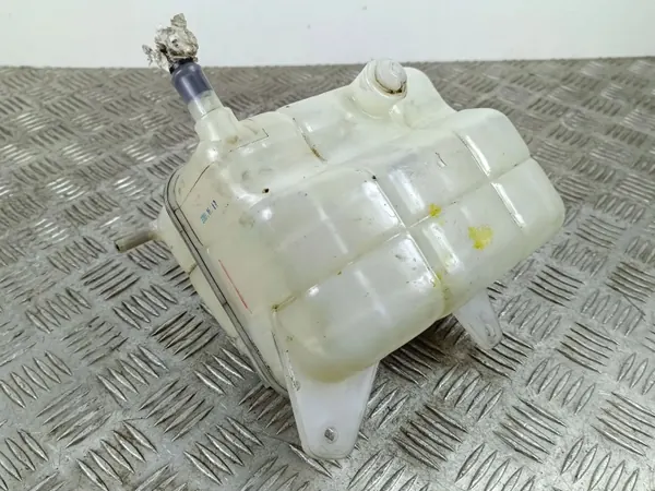 SsangYong Musso 2020 Expansionskärlslock OEM FOB40611 image 5
