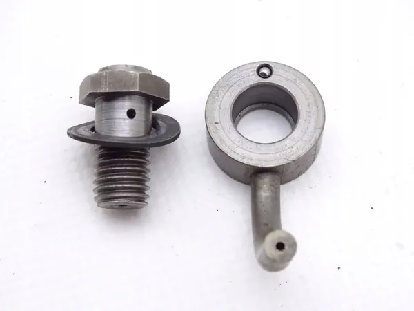 Bico de óleo MAN L2000 LE 6.9 D0836 E3 image 1