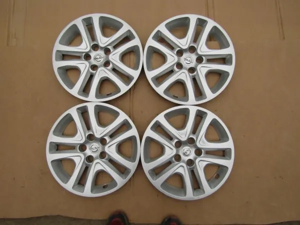 Opel OE Pyöränkansi 13409779 Astra K Sports:lle image 3
