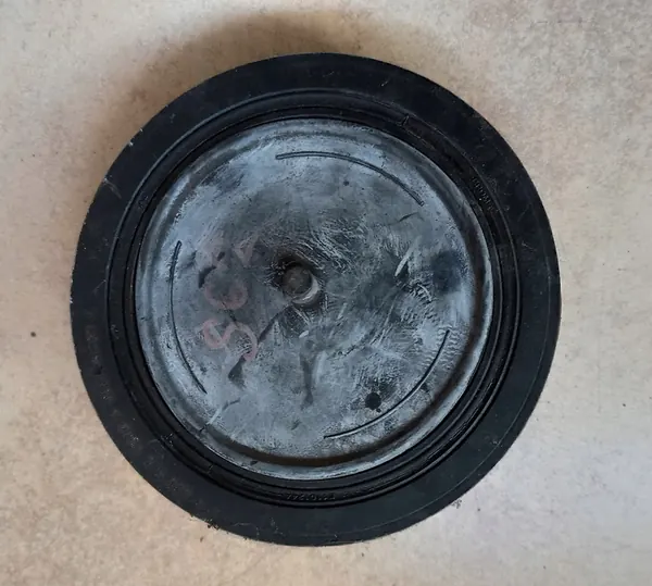 VOLVO 1.6 D2 Polia do virabrequim S60 V60 V40 V50 S40 C30 image 2