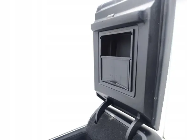 Tesla Model 3 keskikonsolin käsinoja OEM 1087897-00-B image 8