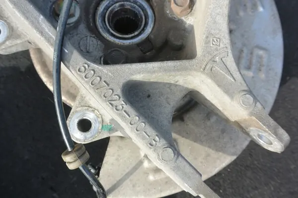 Snodo Posteriore Sinistro Destro Tesla Model S P85 RWD image 6