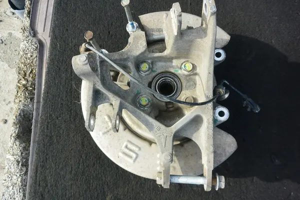 Snodo Posteriore Sinistro Destro Tesla Model S P85 RWD image 9