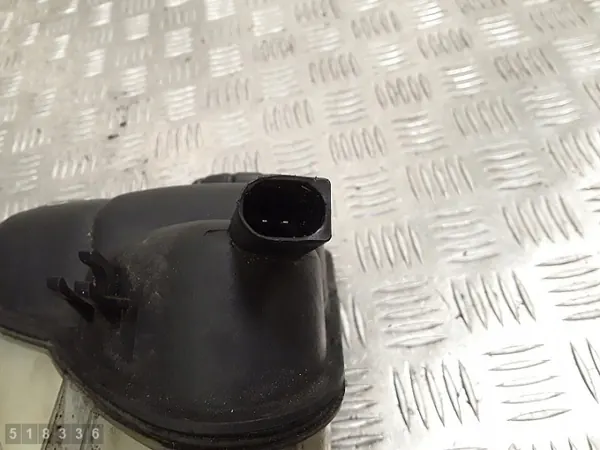 Laajennussäiliö Mercedes R W251 3.0 CDI OEM 2515000049 image 3