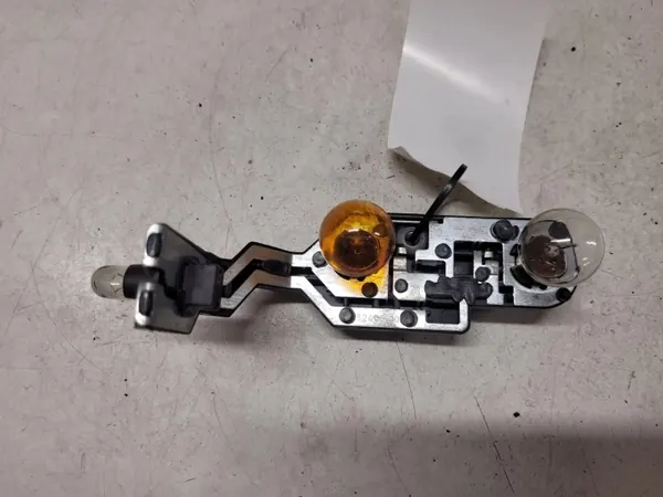 Connecteur lampe arrière Ford Galaxy III OEM 162496 image 3