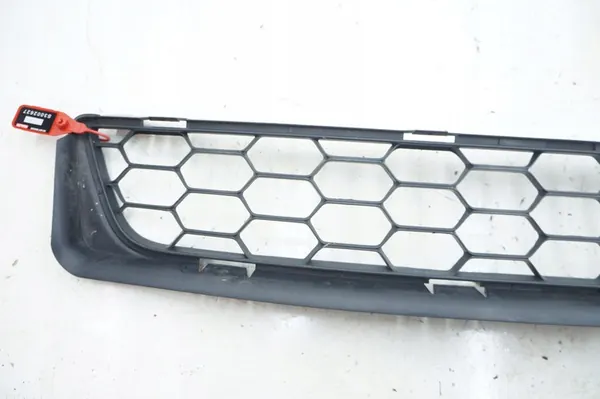 VOLVO C30 LIFT GRIGLIA PARAURTI ANTERIORE 31298075 R DESIGN image 3