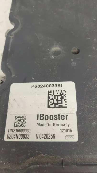 Rembekrachtiger Chrysler Pacifica 2018 OEM P68240033AI image 5