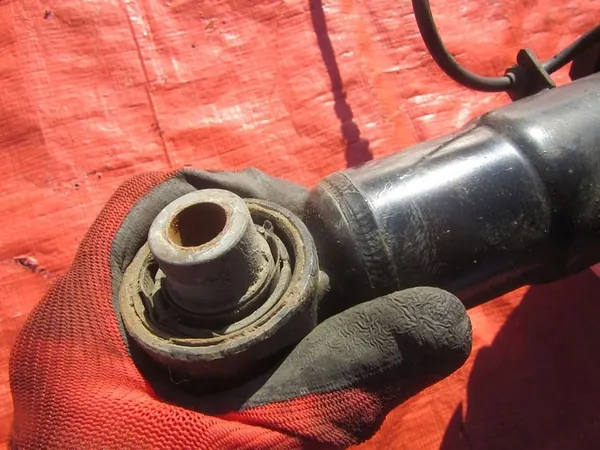 BMW X7 G07 4.4i 2021 Sac de Suspension Pneumatique Arrière OEM HH-AR0113-311 image 9