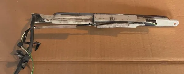 Troisième feu stop OEM 6350H4 pour Peugeot 406 SW image 3