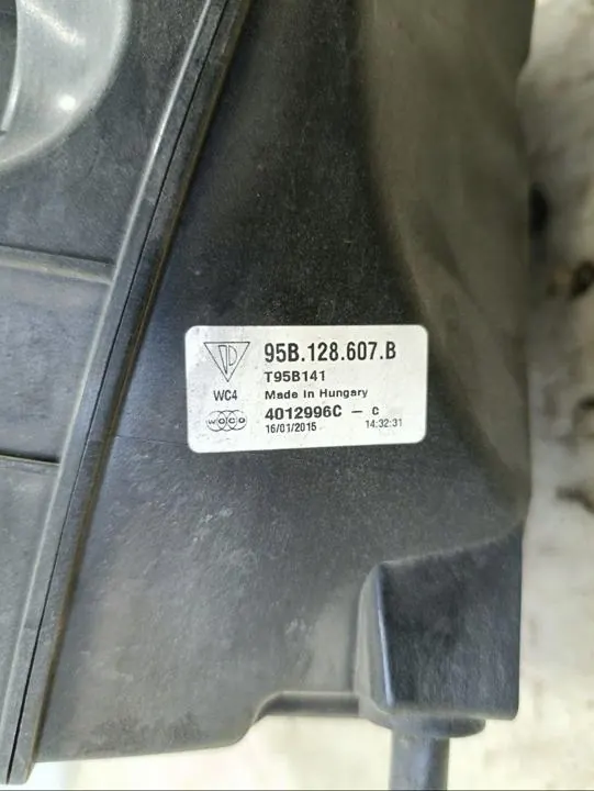 Filtro de ar Porsche usado OEM 95B128607B Macan image 6