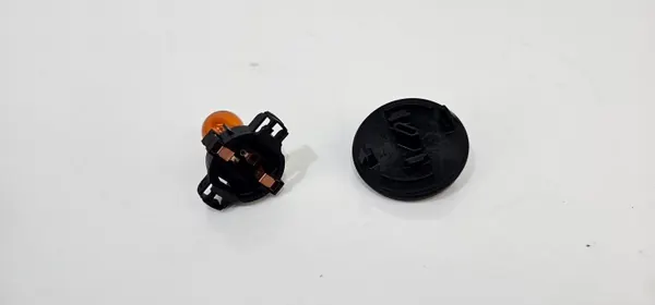 Douille clignotant OEM 7182521 pour BMW E90 E83 E70 image 4