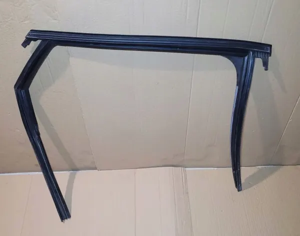 Audi SQ5/Q5 80A ikkunatiiviste OEM 80F839432 image 2