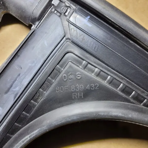Audi SQ5/Q5 80A ikkunatiiviste OEM 80F839432 image 7