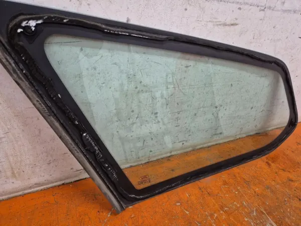Ford OE Wrakomania-27192- Bak Höger Karossglas image 5