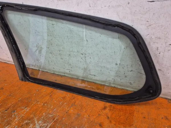 Ford OE Wrakomania-27192- Bak Höger Karossglas image 6