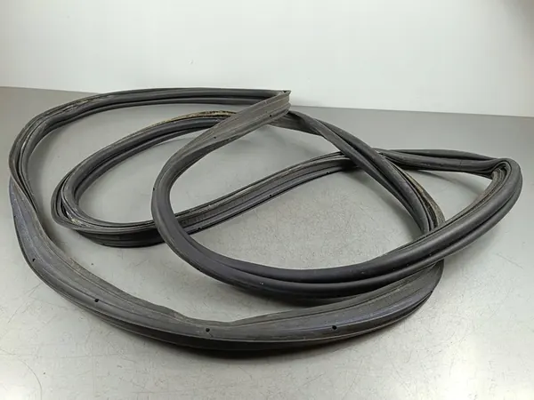 Joint de hayon Jeep Grand Wagoneer 2022 FOB55715 image 4