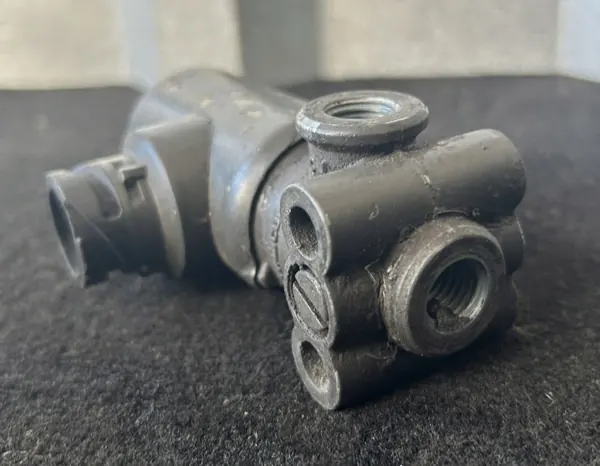 Wabco Magnetventil OEM 4721726860 für DAF image 4