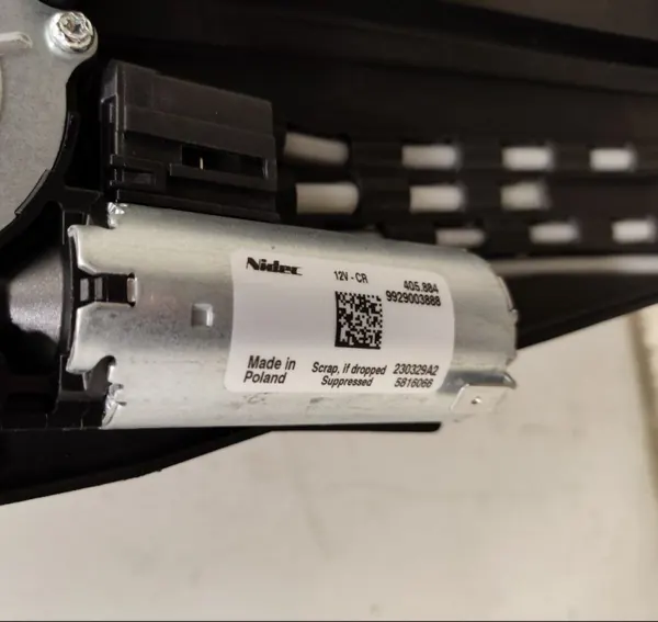 Gebrauchtes BMW OE Glasdach OEM 8096115 für i4 2023 image 8