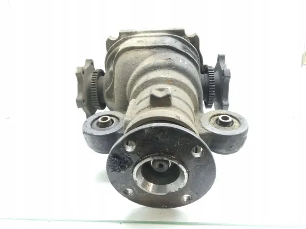 Begagnad Nissan Pathfinder Bakdifferential 2.5 dCi 4WD image 4
