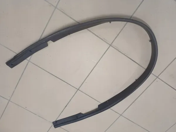 Junta do capô Dodge Durango OEM P68084598AC - Usado image 4