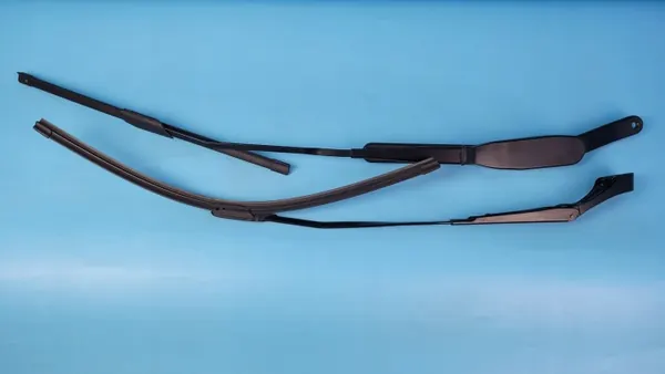 Balais d'essuie-glace avant Mercedes EQE W295 OEM A2978204700 image 2