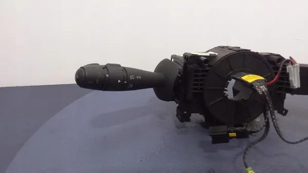 RENAULT LAGUNA II 2.0B Combinatieschakelaar 8200420148 image 2