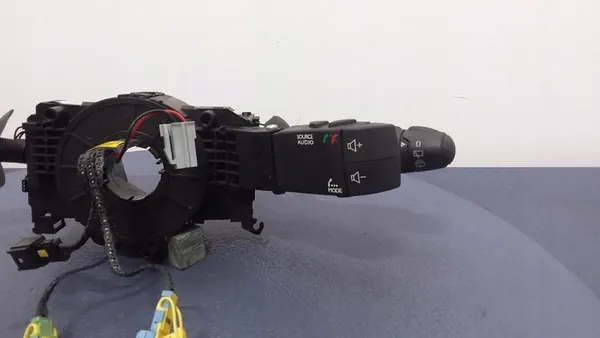 RENAULT LAGUNA II 2.0B Combinatieschakelaar 8200420148 image 3