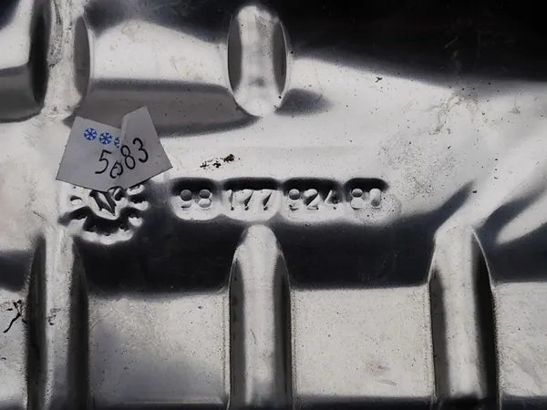 Citroen C3 Scudo Termico Motore 1.2 THP 110 9817792480 image 7