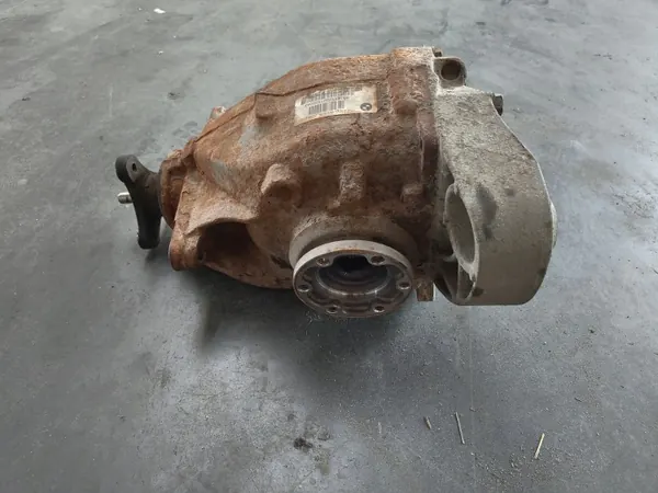 BMW 1 E81 E87 3 E90 E91 Differenzial 7524305 2.47 image 3