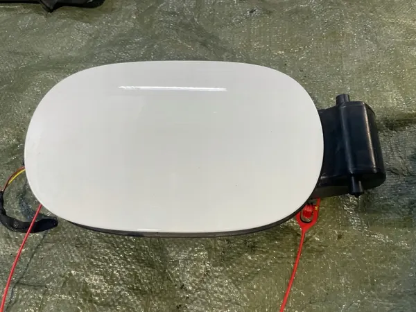 Bränsletanklock Porsche Cayenne 7P5 Lift OEM image 2