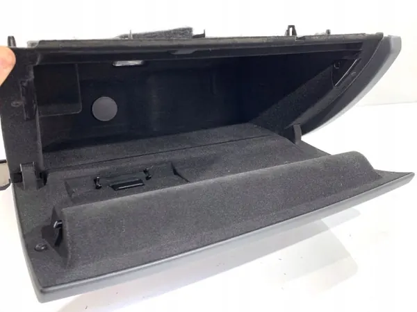 Boîte à gants passager OEM 4G8857035D Audi A6 C7 2011-18 image 3