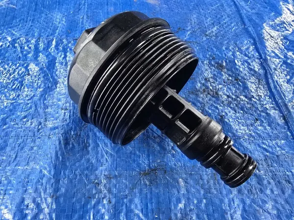 OPEL Astra J Meriva B Olje Filterhus 1.7 897385813 image 6