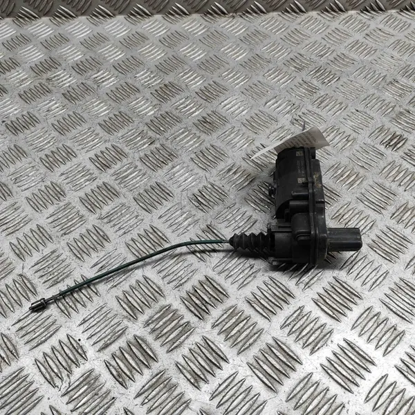 OEM 11648101082 Achter linker handremmotor Audi Q4 image 4