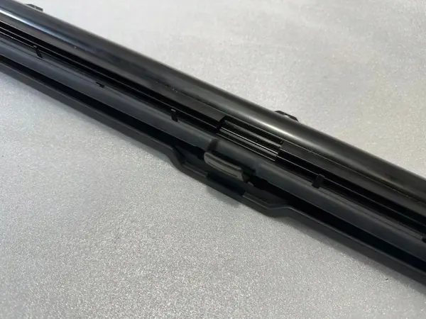 Estante de maletero Audi A6 C7 OEM 4G5861334B - Usado image 4