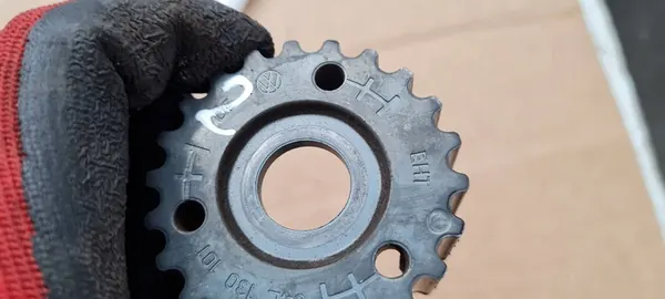 A4 B9 8W Roda da Bomba de Combustível 2.0 TDI 04L130101 image 2