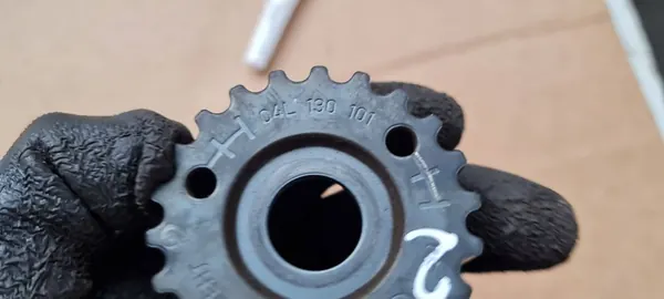 A4 B9 8W Roda da Bomba de Combustível 2.0 TDI 04L130101 image 5