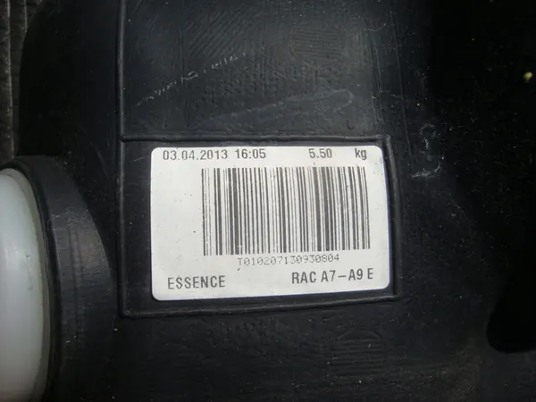 Bränsletank Peugeot 208 Citroen C3 1.6 THP image 4