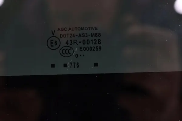 Vidro teto Seat Tarraco OEM 5NA877056 - Usado image 4