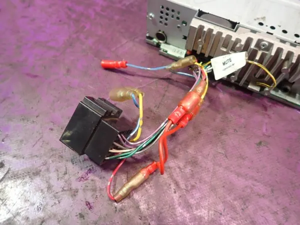 Pioneer MHV-1400UB Radio OEM Zawada-378778- voor SEAT Leon I image 6